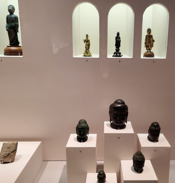 금동불 부처님들