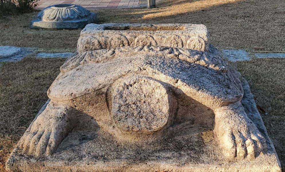 목없는부처님들