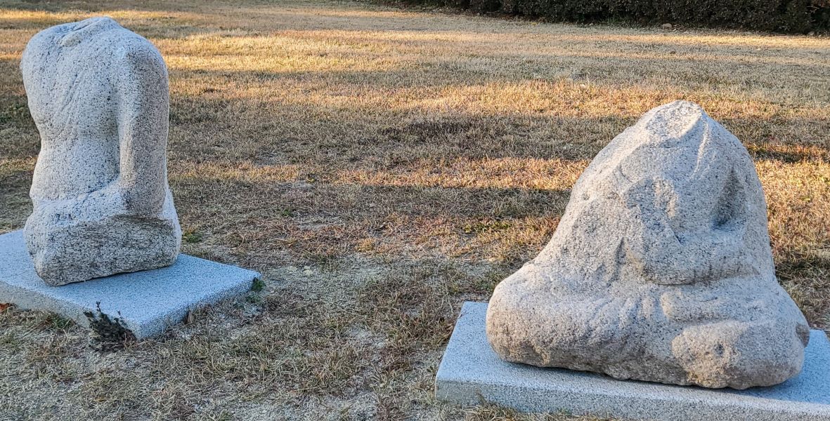 목없는부처님들